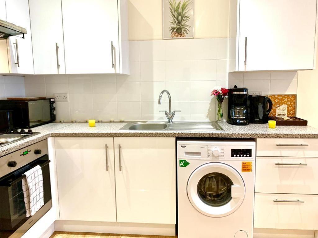 Eastbourne Beach Pier Apartment 部屋 写真