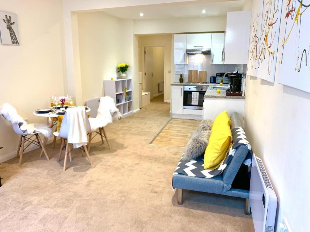 Eastbourne Beach Pier Apartment エクステリア 写真