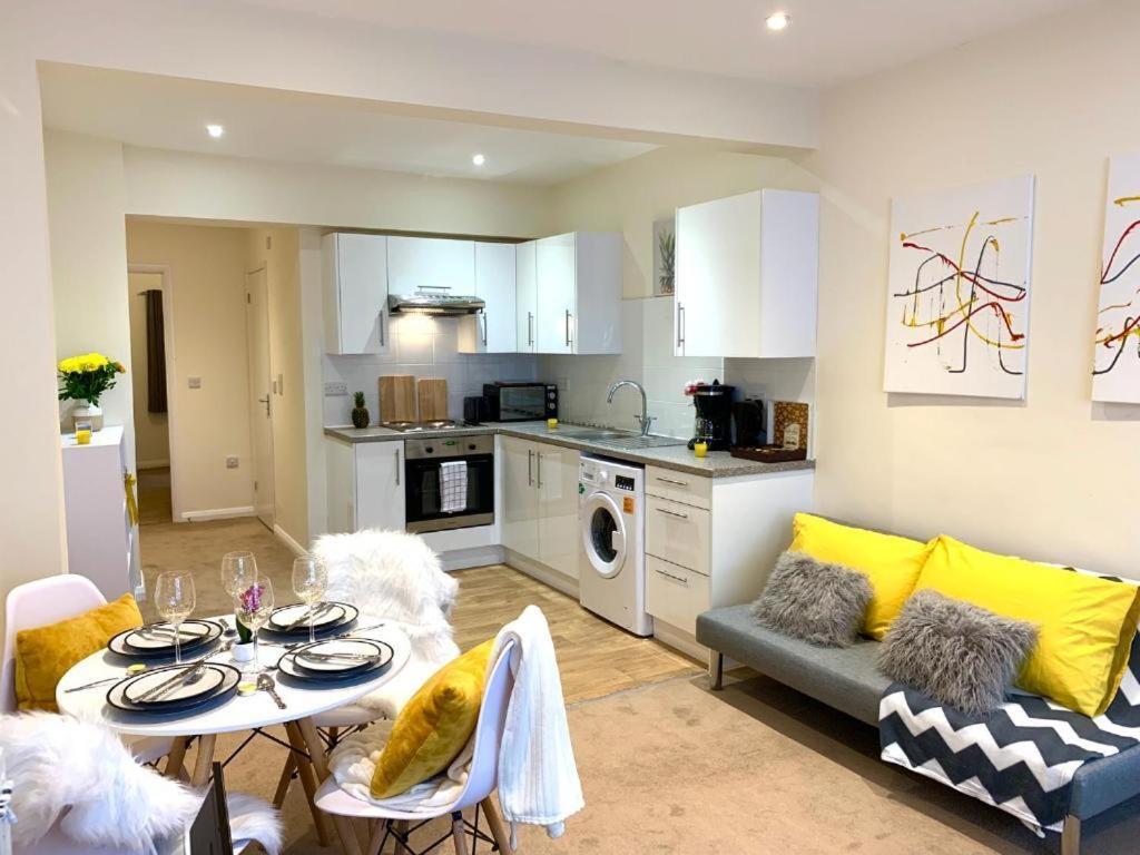 Eastbourne Beach Pier Apartment エクステリア 写真